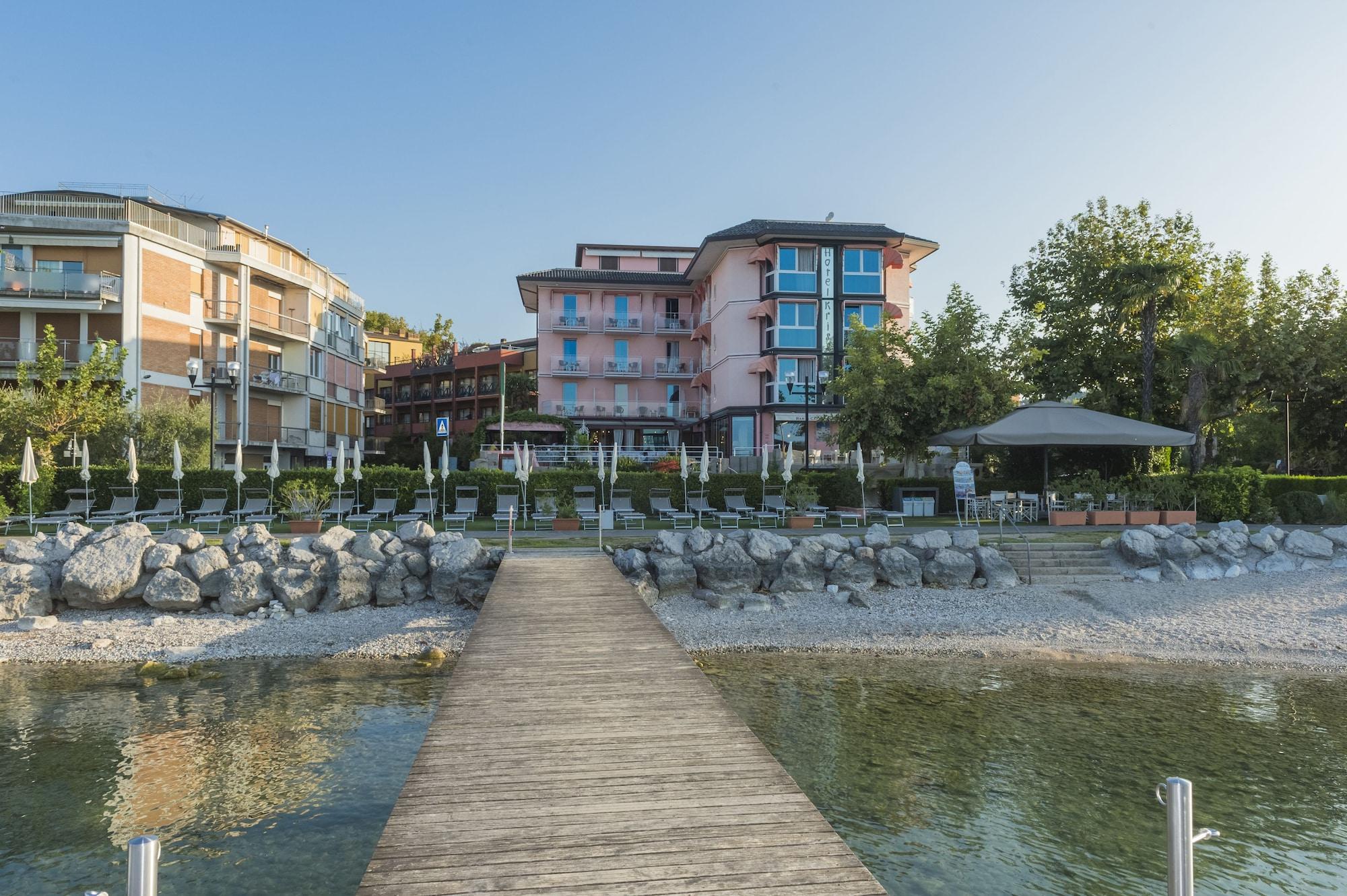 Kriss Internazionale Hotel Bardolino Luaran gambar