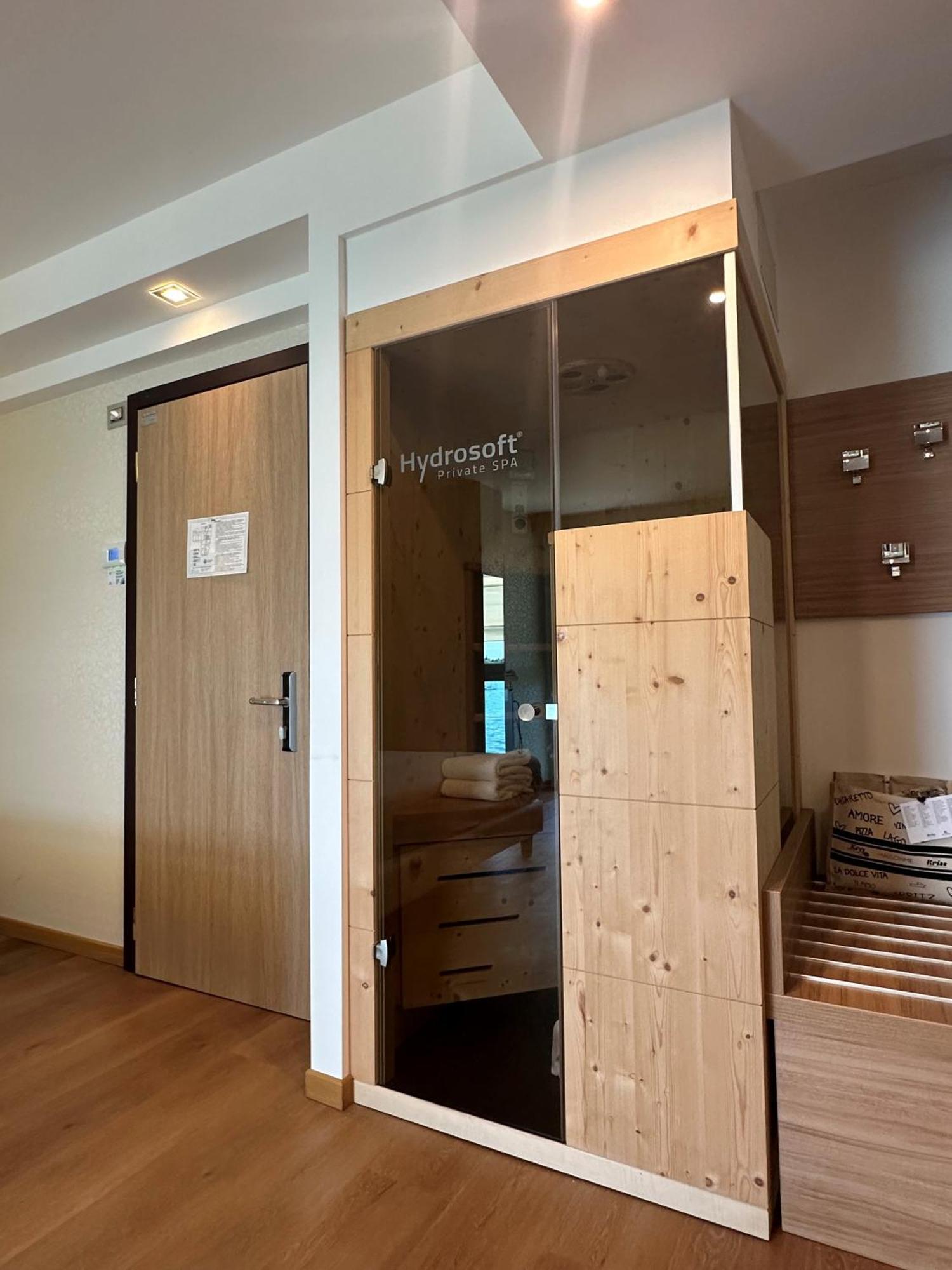 Kriss Internazionale Hotel Bardolino Luaran gambar