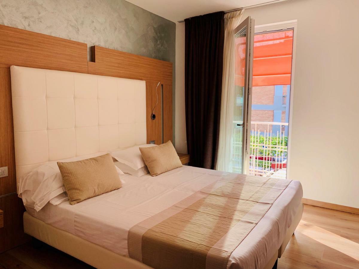 Kriss Internazionale Hotel Bardolino Luaran gambar